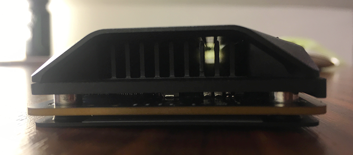 Intel Optane 900P side view